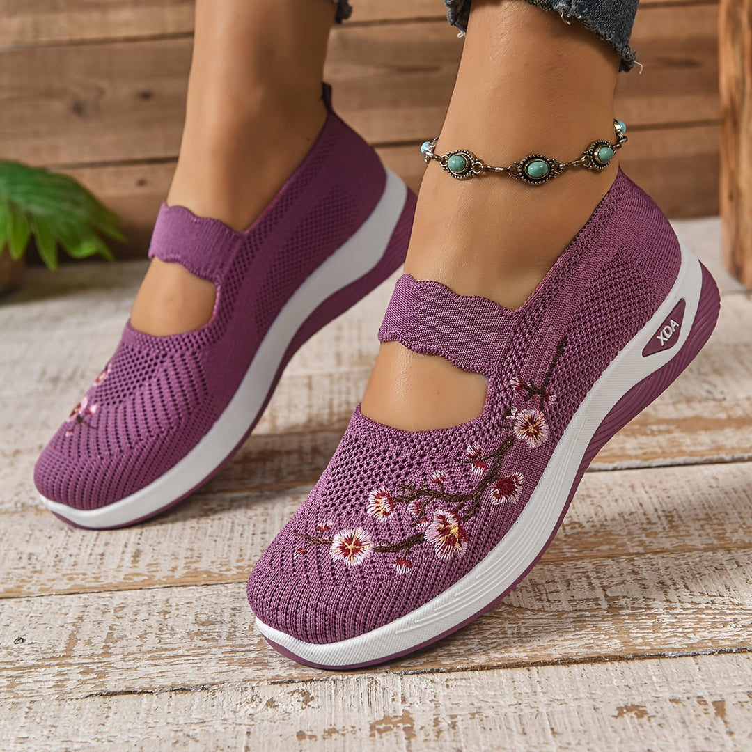 Rowena London women's orthopaedic comfort shoes with cushioned arch support