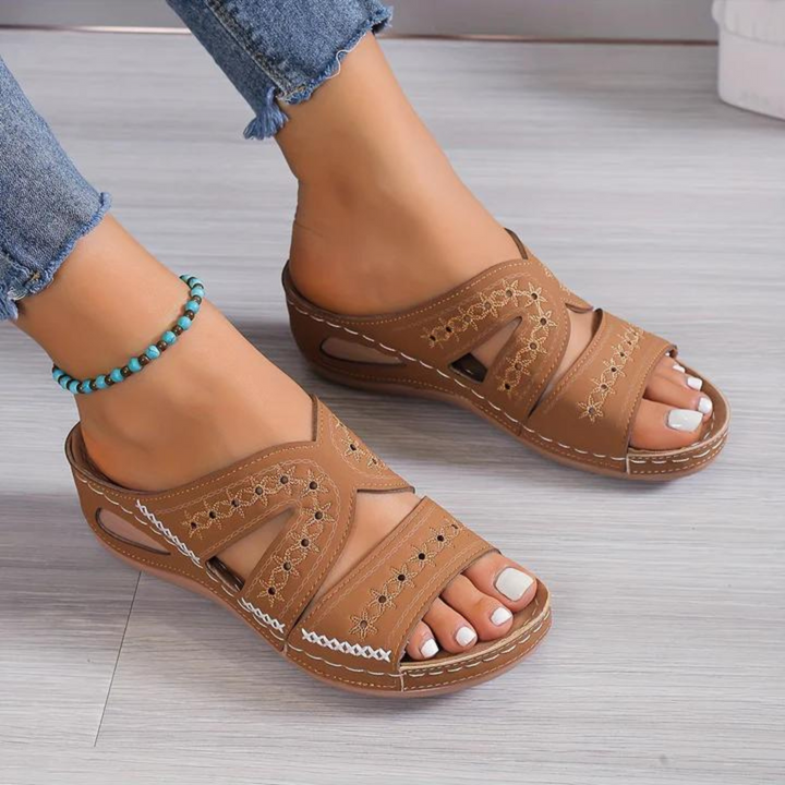 Rowena London women's orthopaedic comfort sandals with cushioned arch support