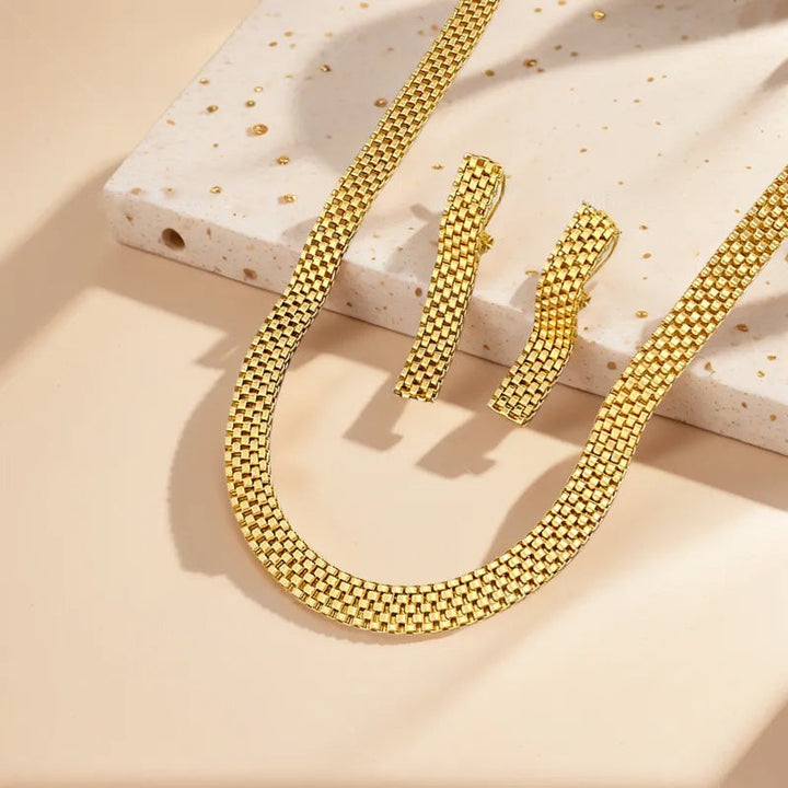 Women's Earrings — REFINED