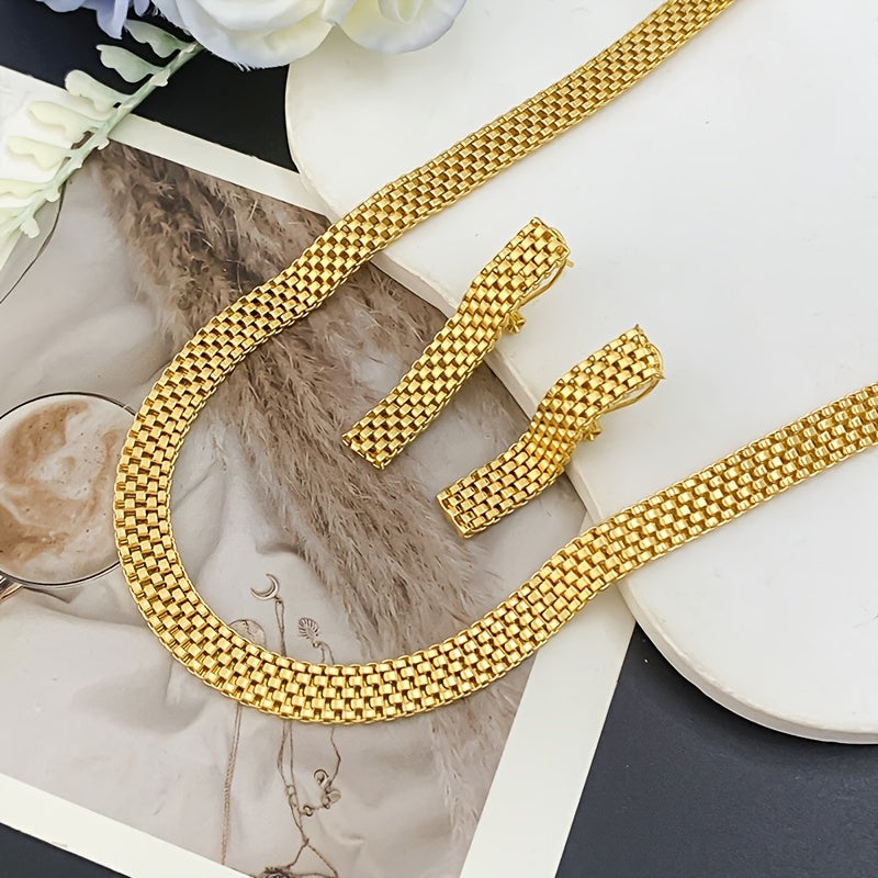 Women's Earrings — REFINED