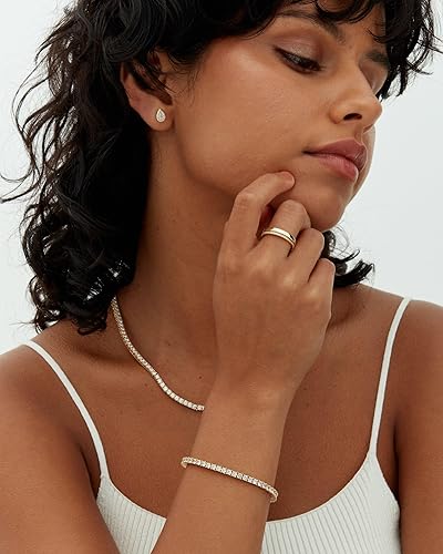 Women's Bracelets — MOISSANITE
