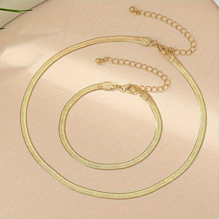 Women's Necklaces — VINTAGE