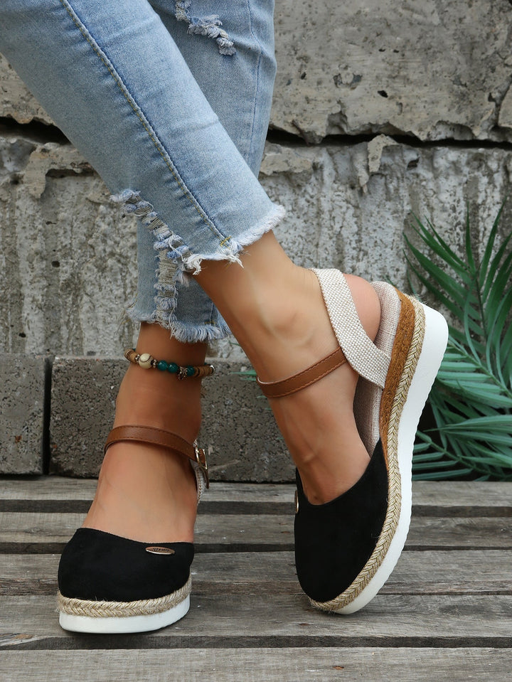 Women's Sandals — Women's