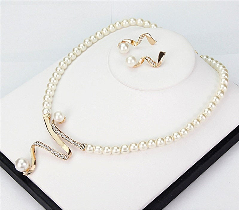 Women's Earrings — PEARL
