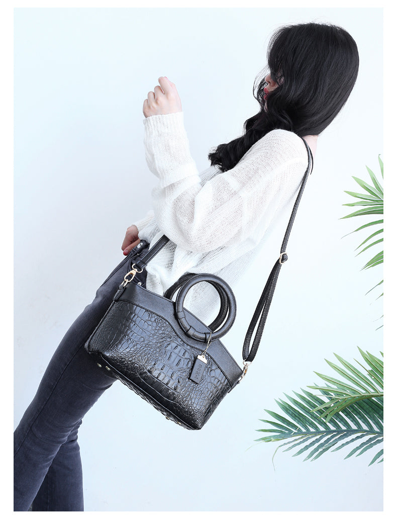 Women's Shoulder Bags — Frances