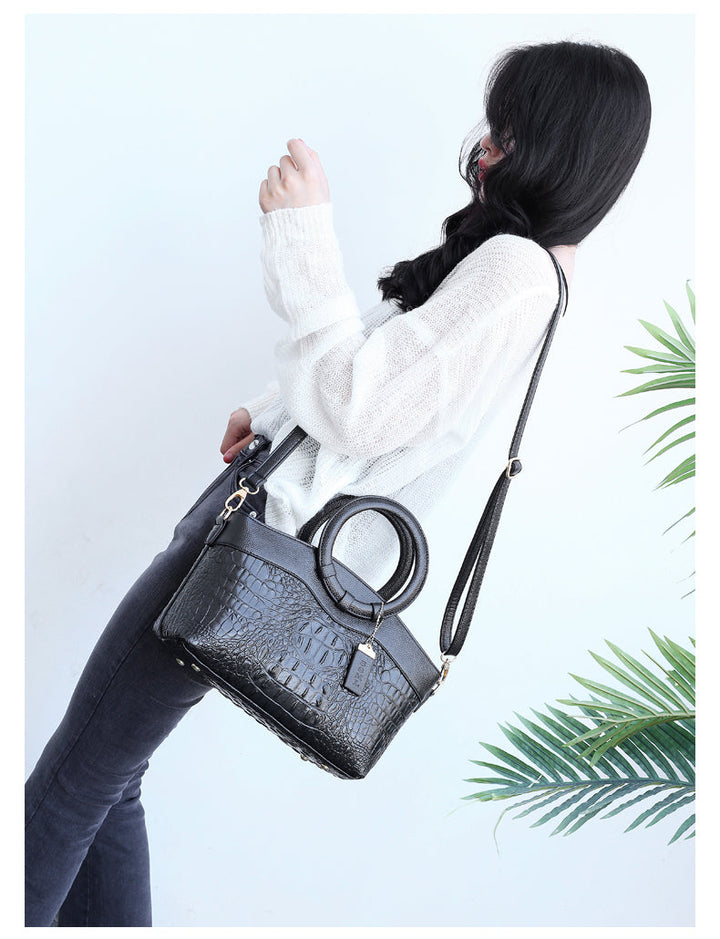 Women's Shoulder Bags — Frances