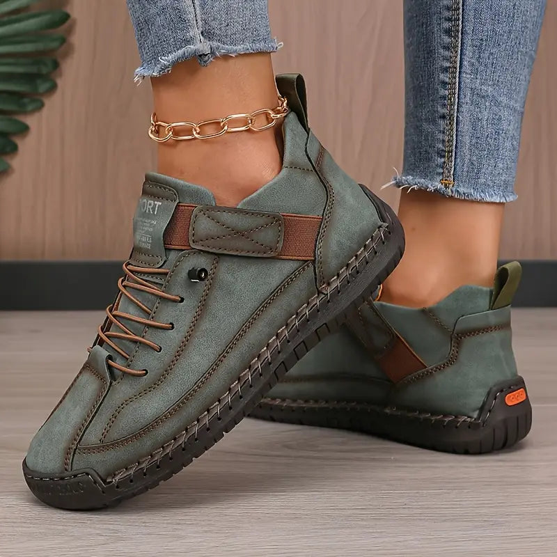 Women's Trainers — Mia