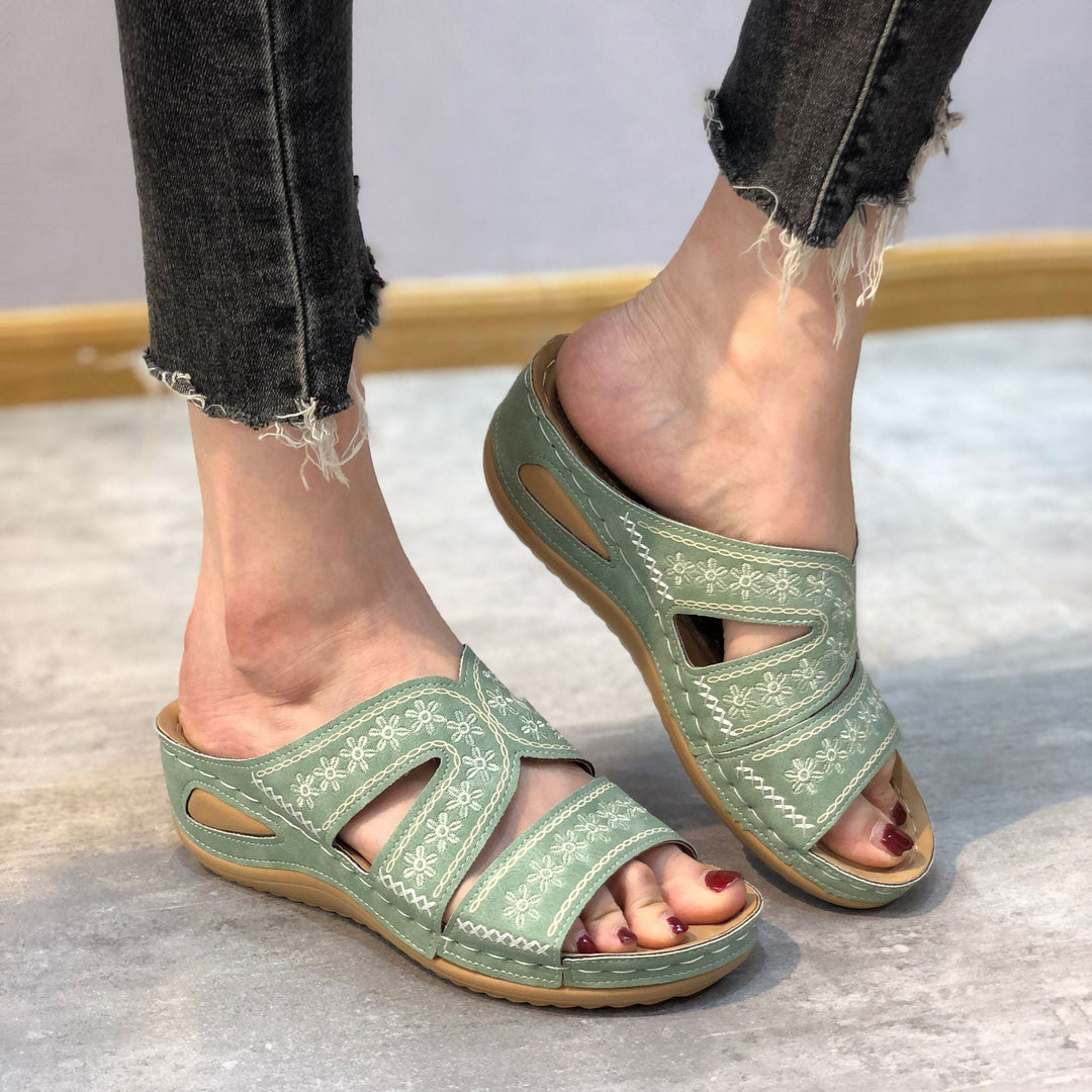 Rowena London women's orthopaedic comfort sandals with cushioned arch support