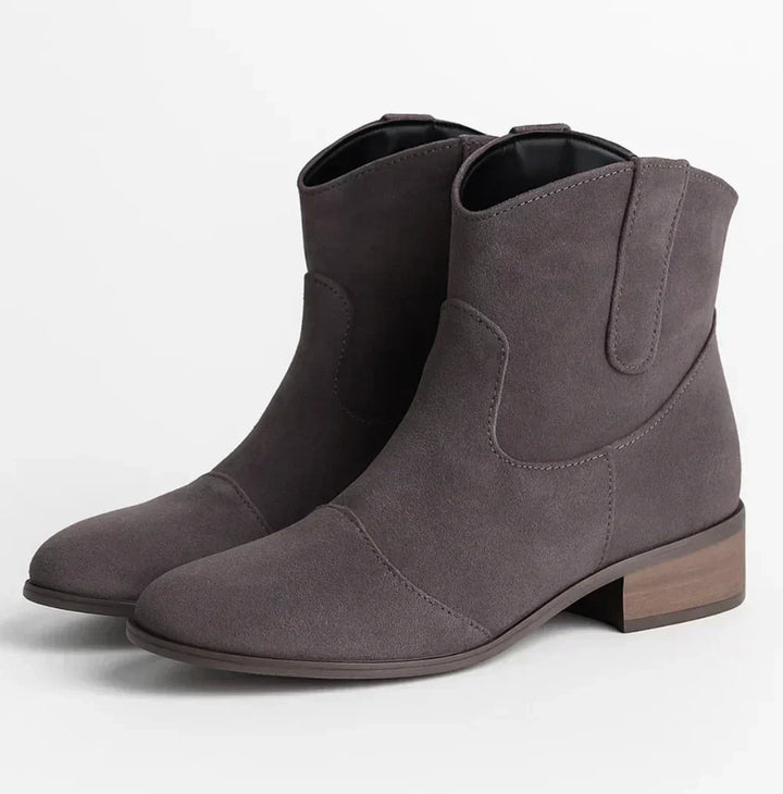Women's Suede Boots — SUEDELLEA