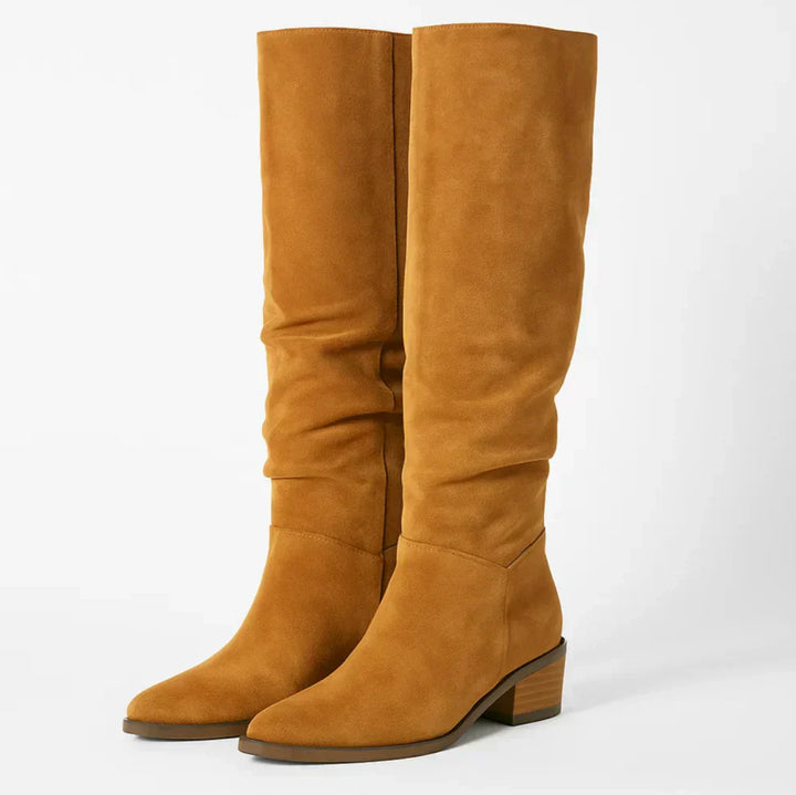 Women's Suede Boots — VELVÉNA