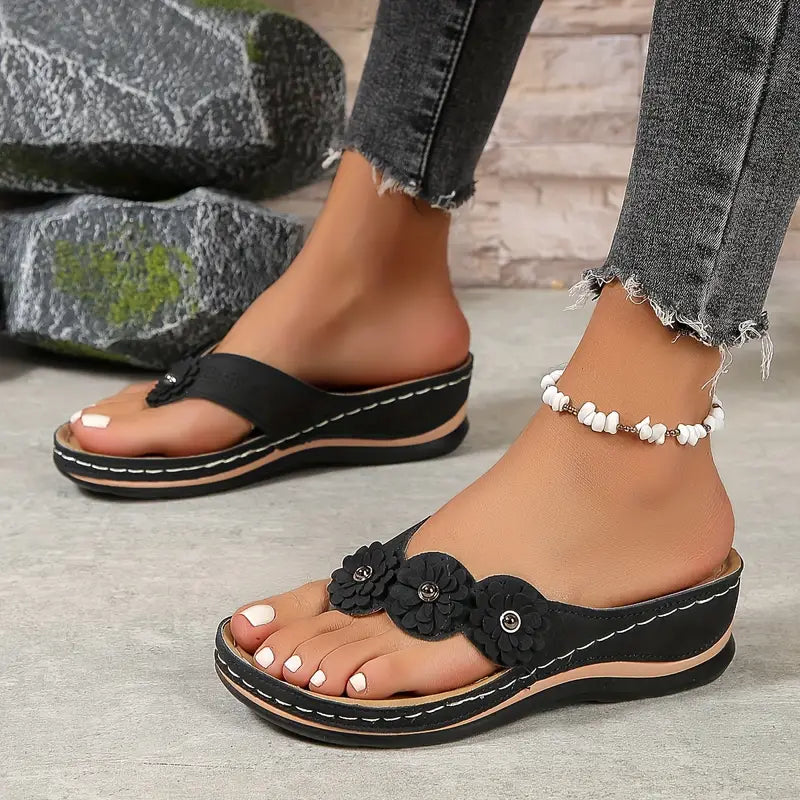 Rowena London women's orthopaedic comfort sandals with cushioned arch support
