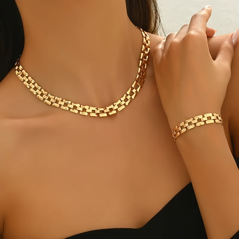 Women's Necklaces — SQUARE