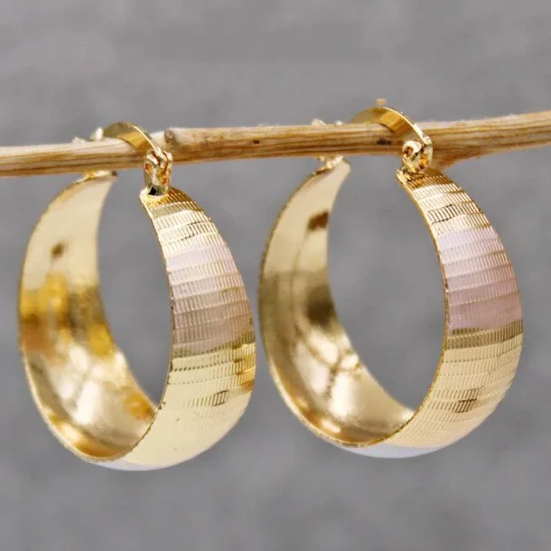 Women's Earrings — LUXE