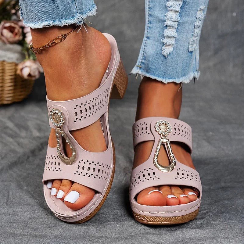 Rowena London women's orthopaedic comfort sandals with cushioned arch support